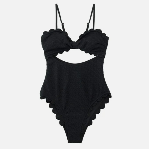 NWT Cupshe Black Textured Scallop Edge One Piece Swimsuit - Picture 4 of 16